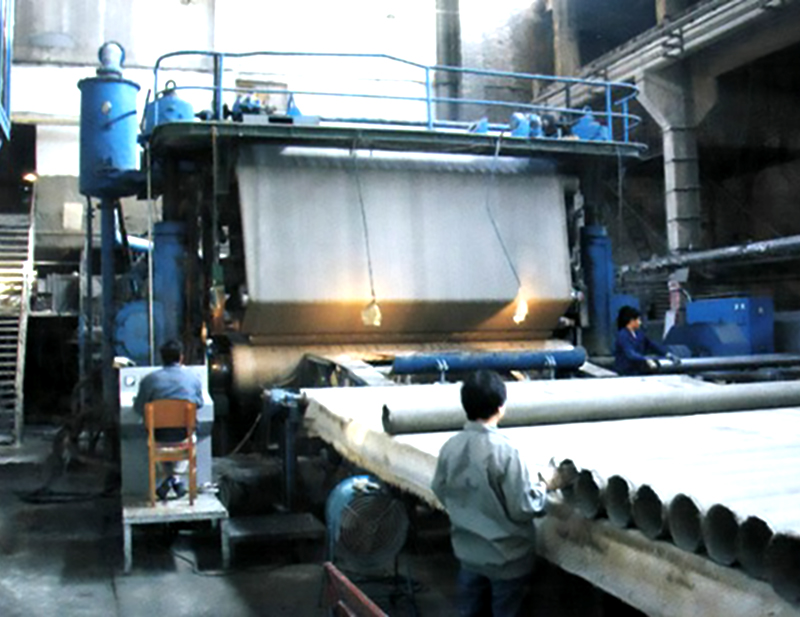 <b>Asbestos pipe machine production line leads the continuous p</b>